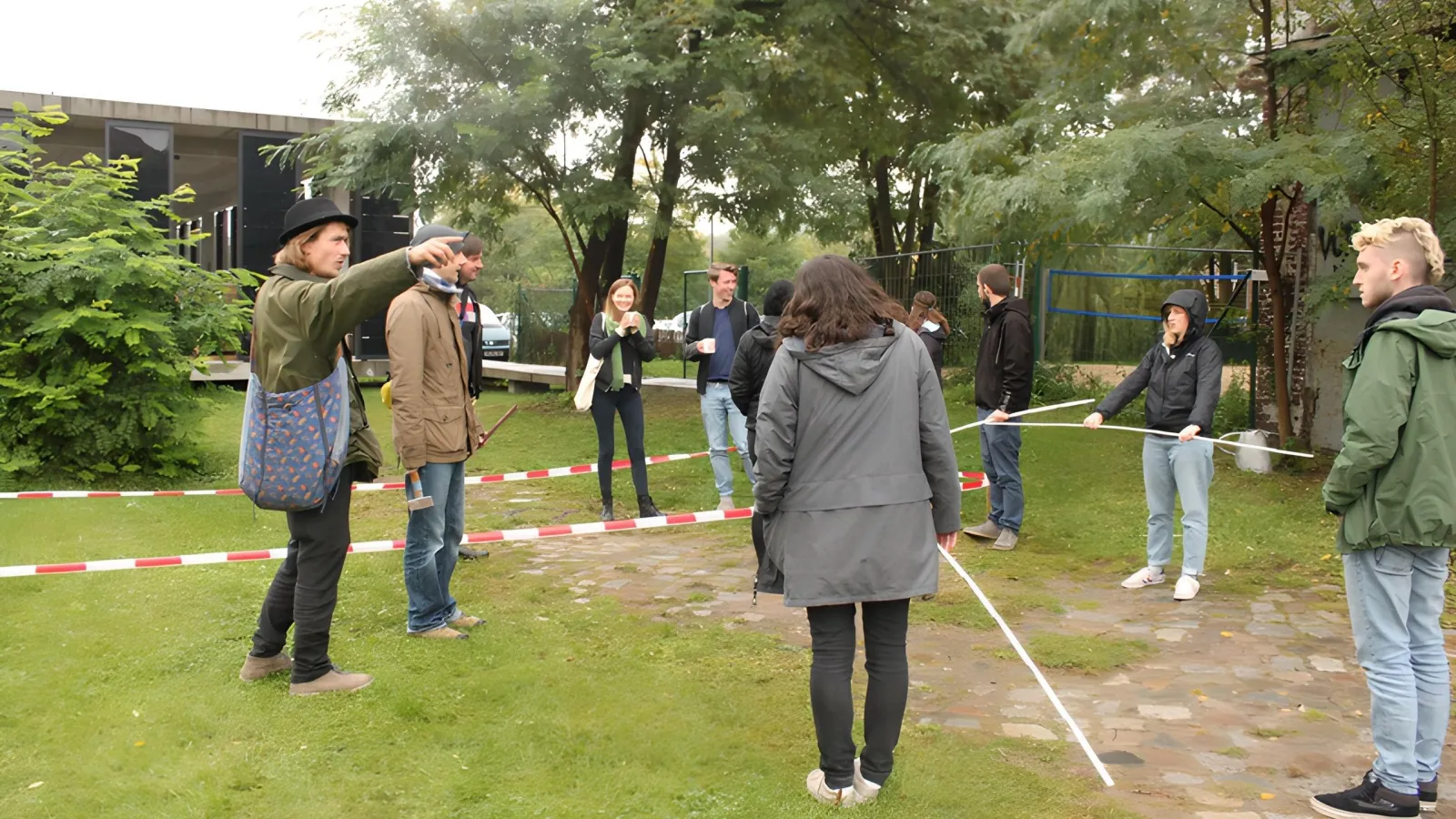 Vermessungen im Garten des Casinos