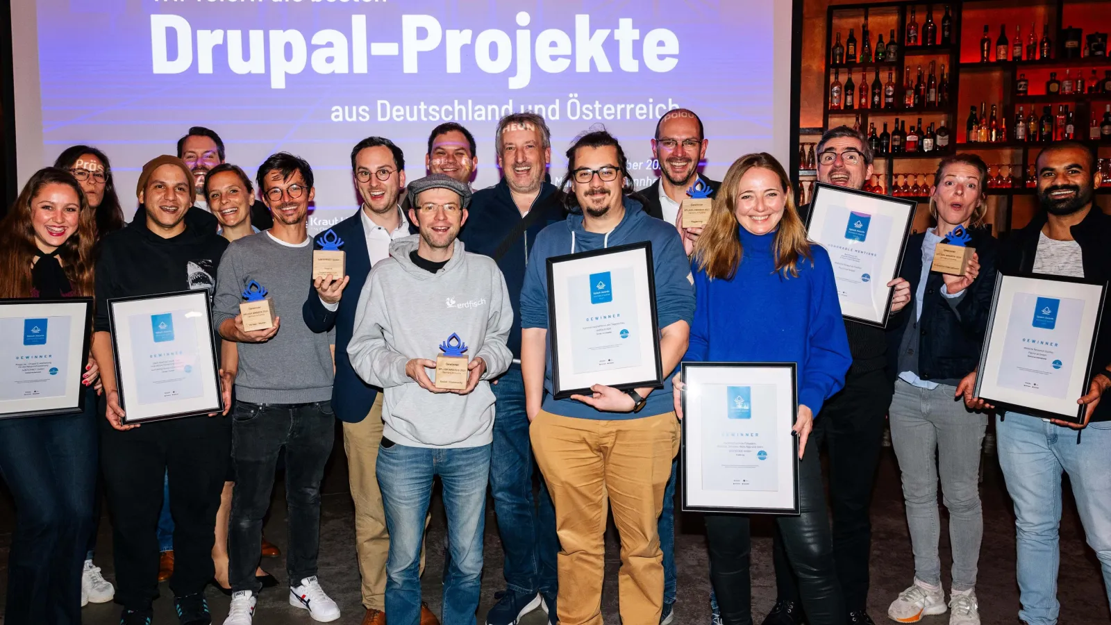 Gruppenbild mit Agentur BRANDCODE bei der Preisverleihung der Splash Awards