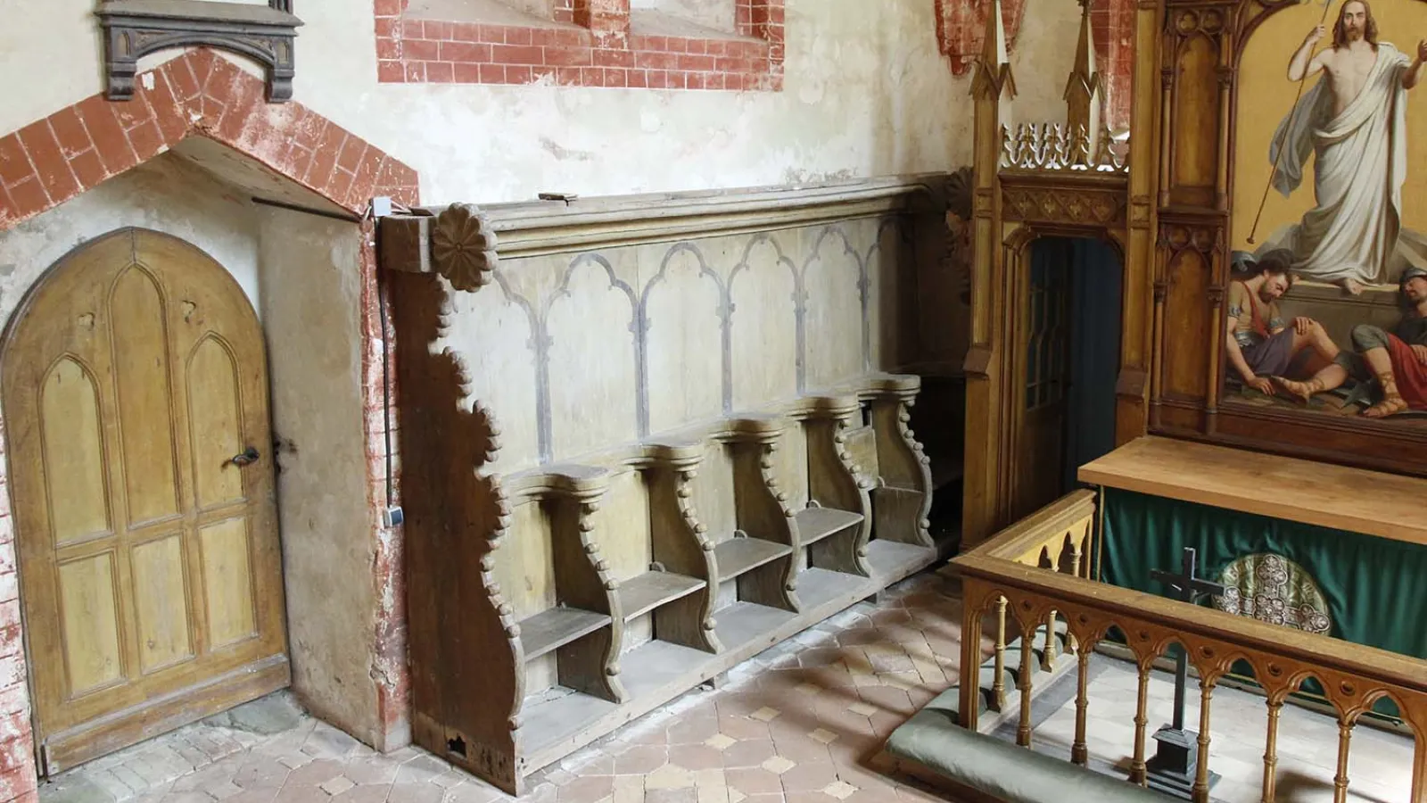 Photo of the wooden stall of the church in Gängelow