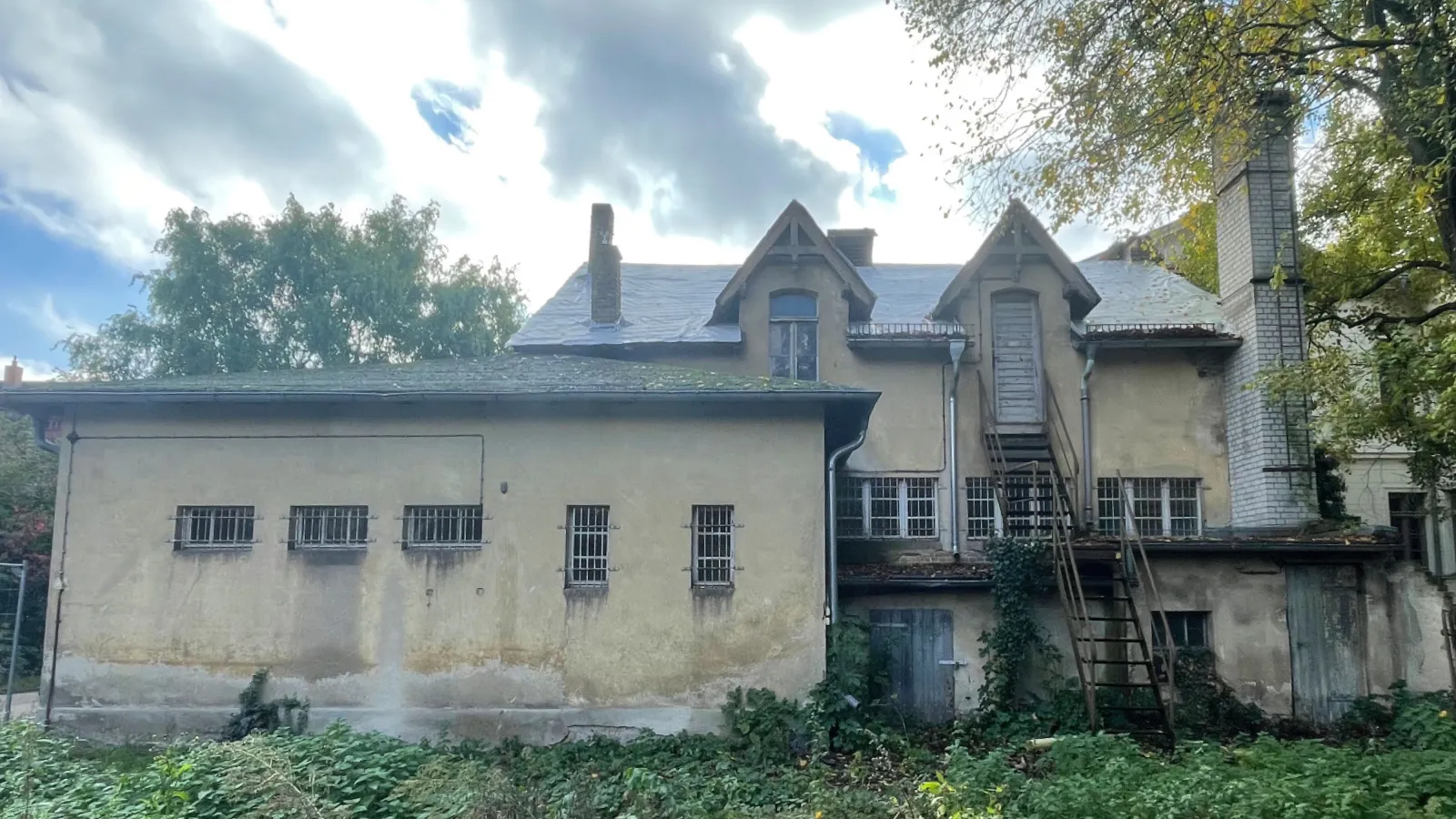 Ansicht Nord der ehemaligen Poststelle im Park Sanssouci