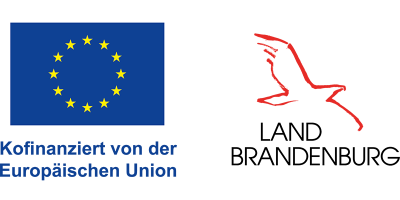 EU Sterne auf blauem Hintergrund und Brandenburger Adler mit Schrifzug