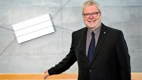 Portrait Prof. Dr. Dr. Godehard Ruppert